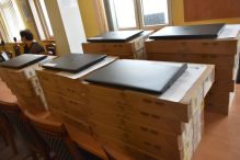 27 laptopów do nauki zdalnej dla uczniów