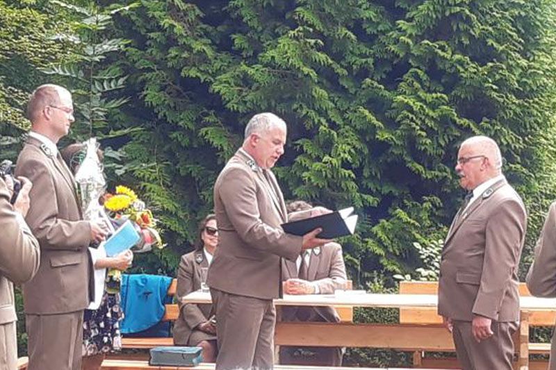 Po 46 latach służby w Lasach Państwowych na emeryturę przeszedł wieloletni leśniczy Leśnictwa Świerzno Władysław Augustyniak
