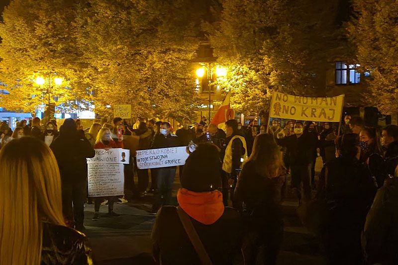 Protest kobiet w Gryficach [ZDJĘCIA]
