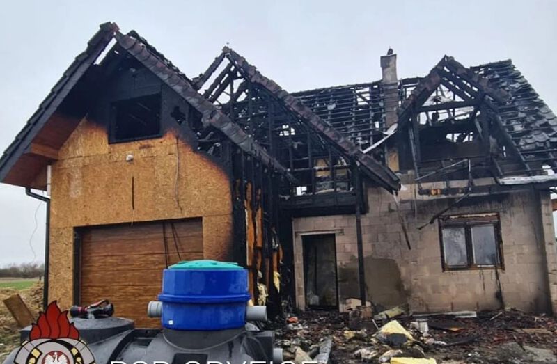 Pożar domu jednorodzinnego w Trzebuszu