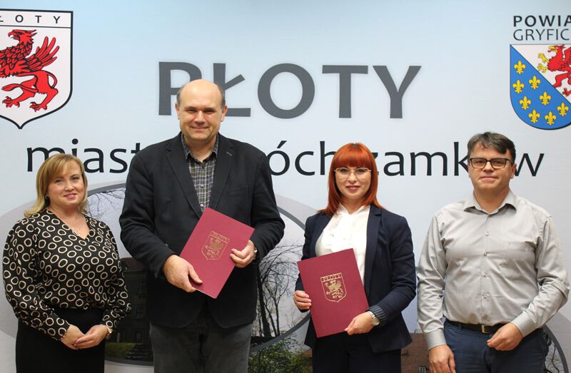 Umowa na uporządkowanie gospodarki wodno-ściekowej w miejscowości Truskolas podpisana