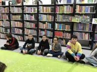 Uczniowie SP4 Gryfice w Miejskiej Bibliotece